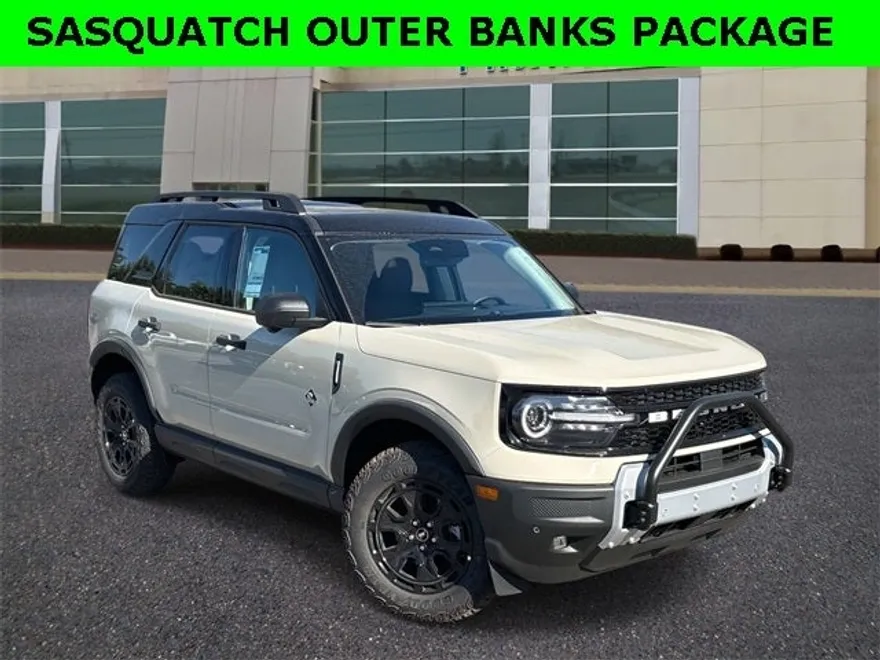 2025 Ford Bronco Sport Outer Banks photo 1
