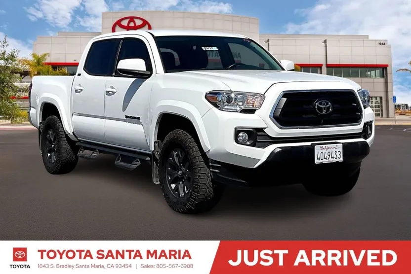 2023 Toyota Tacoma SR5 V6 photo 1