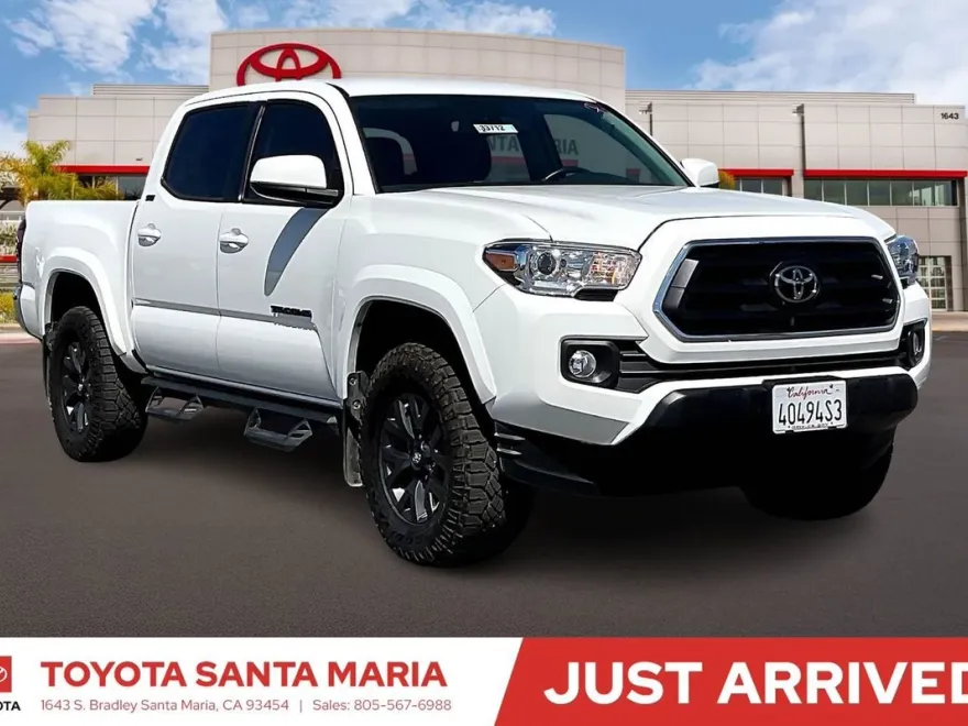 2023 Toyota Tacoma SR5 V6 photo 1