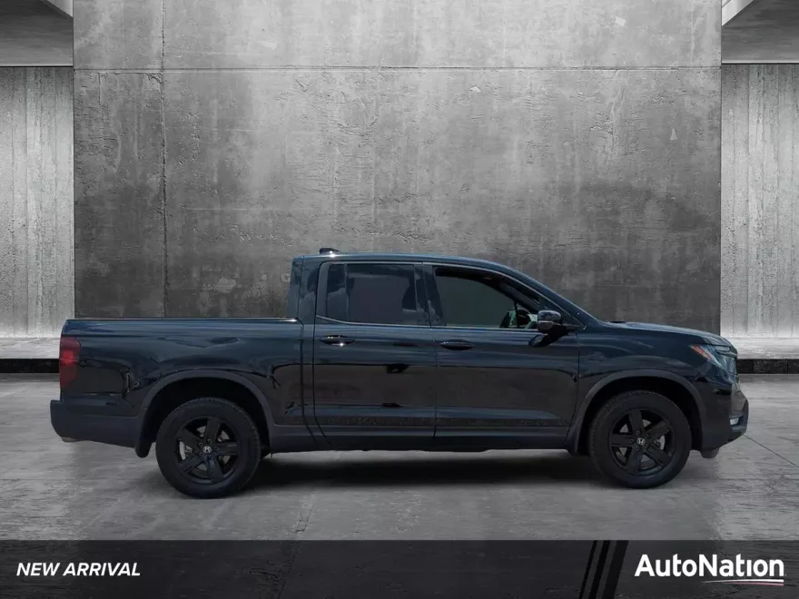 2022 Honda Ridgeline Black Edition photo 1