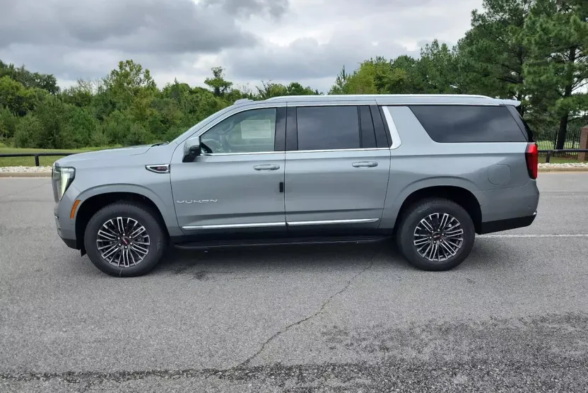 2026 Gmc Yukon XL photo 1