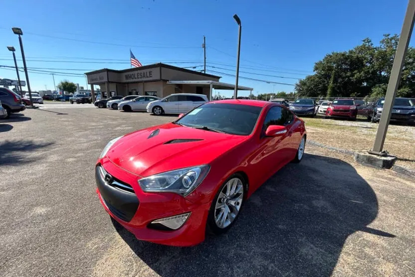 2016 Hyundai Genesis Coupe 3.8 photo 1