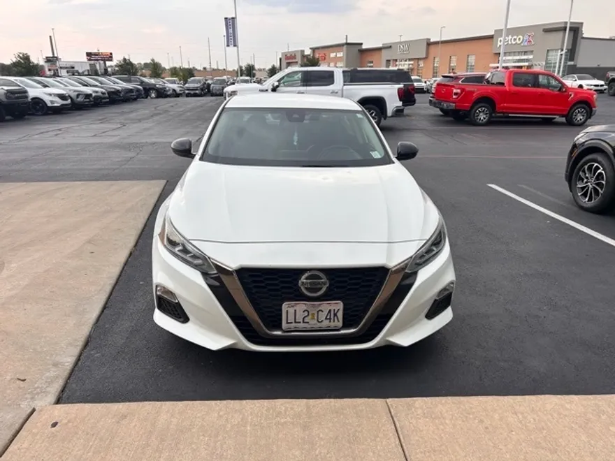 2020 Nissan Altima 2.5 SR photo 1