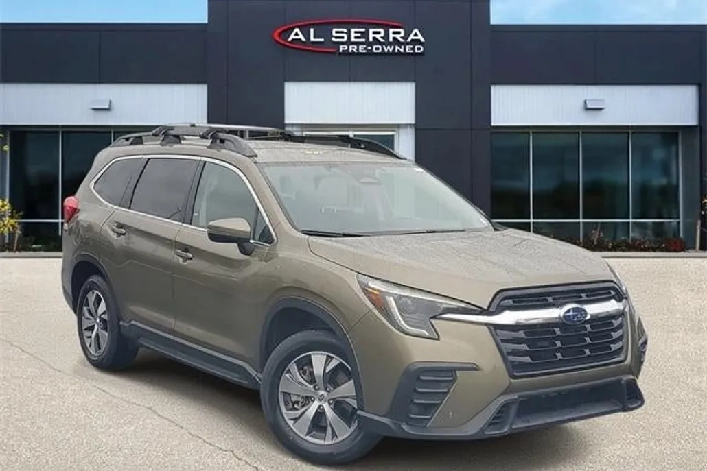 2023 Subaru Ascent Premium photo 1
