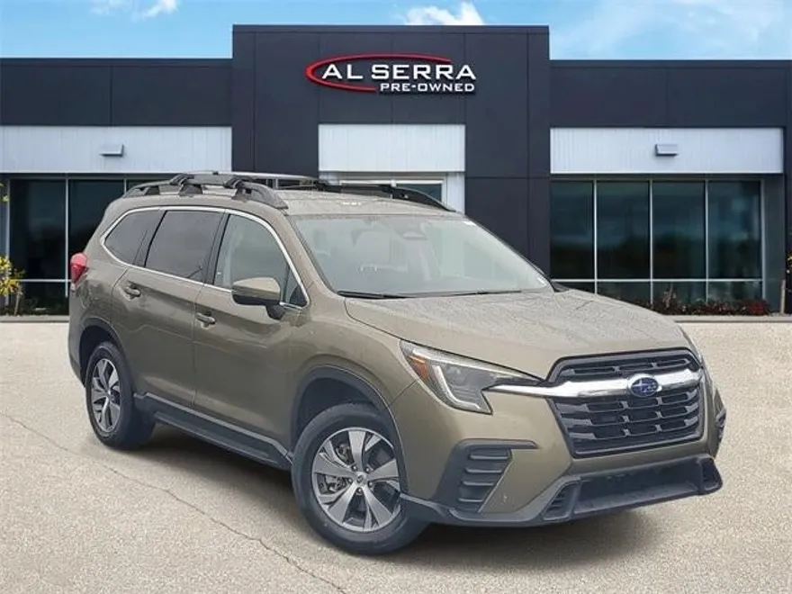 2023 Subaru Ascent Premium photo 1