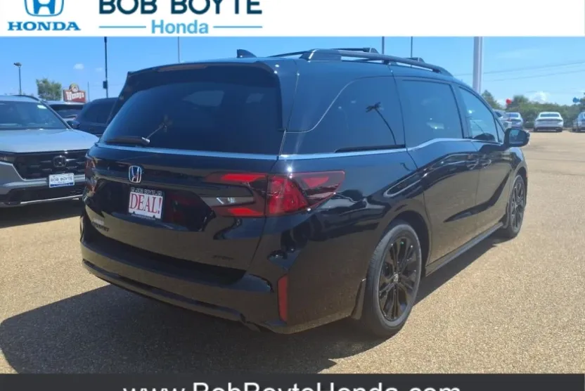 2026 Honda Odyssey photo 1