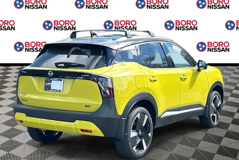 2026 Nissan Kicks SR photo 1