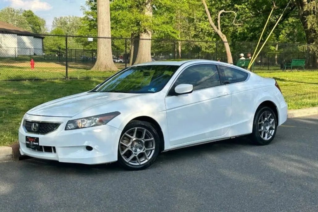 2010 Honda Accord EX-L photo 1
