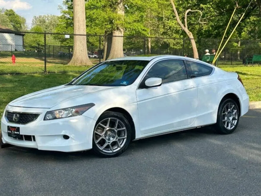 2010 Honda Accord EX-L photo 1