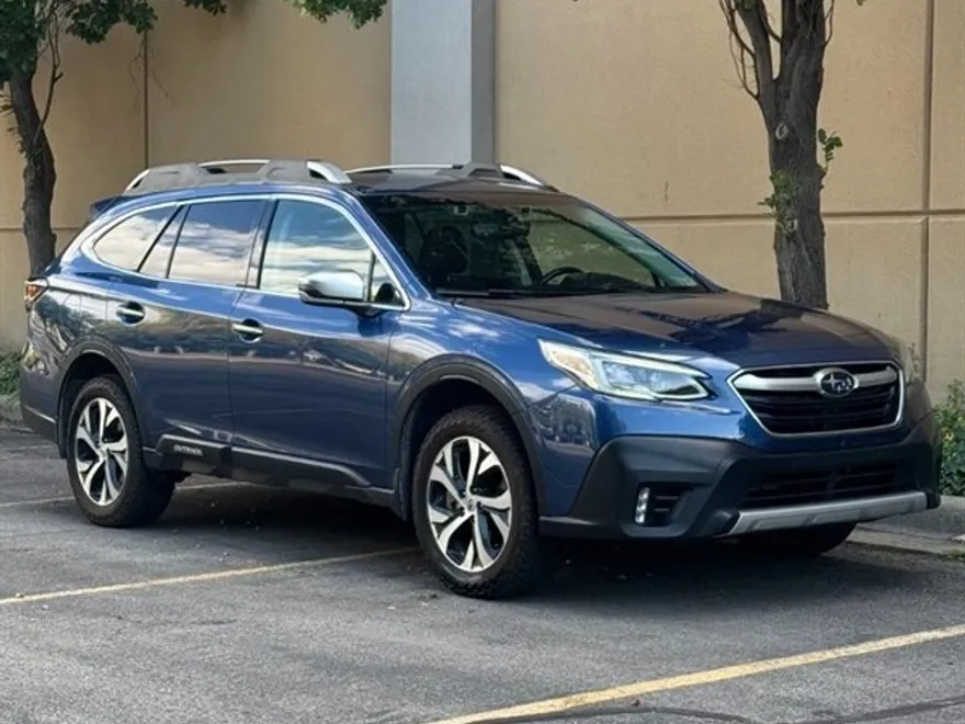 2021 Subaru Outback Touring XT photo 1