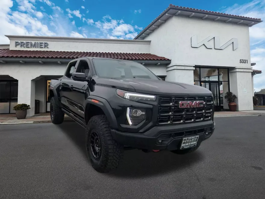 2024 Gmc Canyon AT4X photo 1
