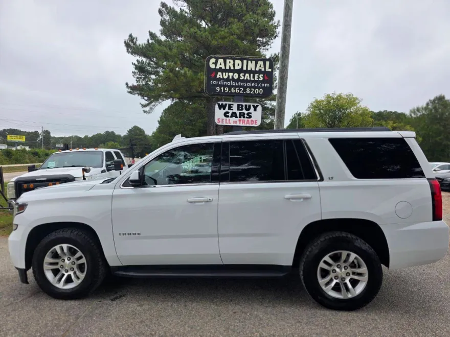 2018 Chevrolet Tahoe LT photo 1
