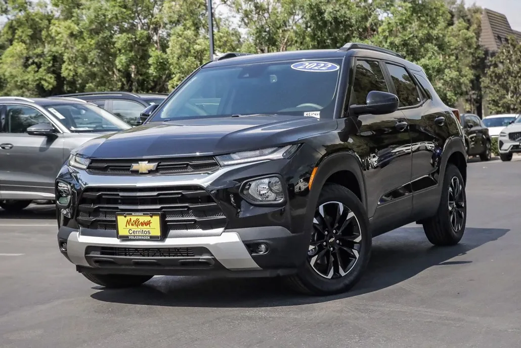 2022 Chevrolet Trailblazer LT photo 1