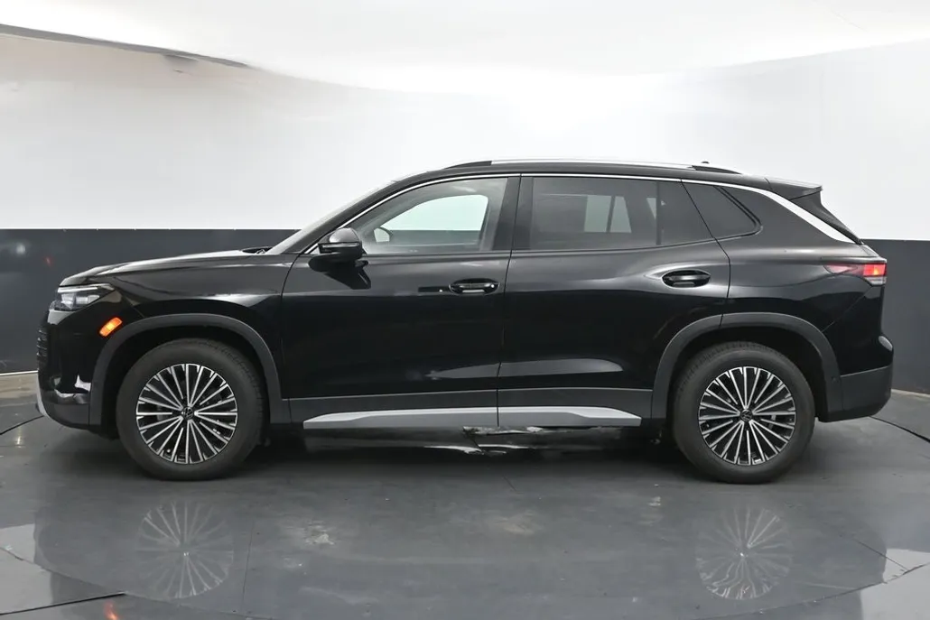 2025 Volkswagen Tiguan S photo 1
