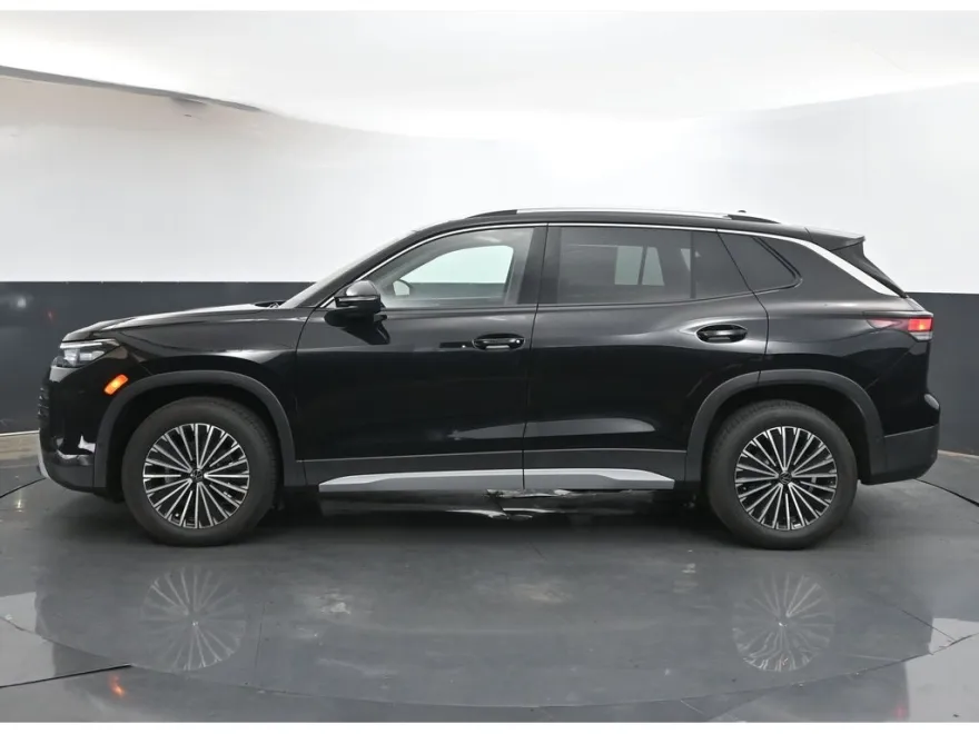 2025 Volkswagen Tiguan S photo 1