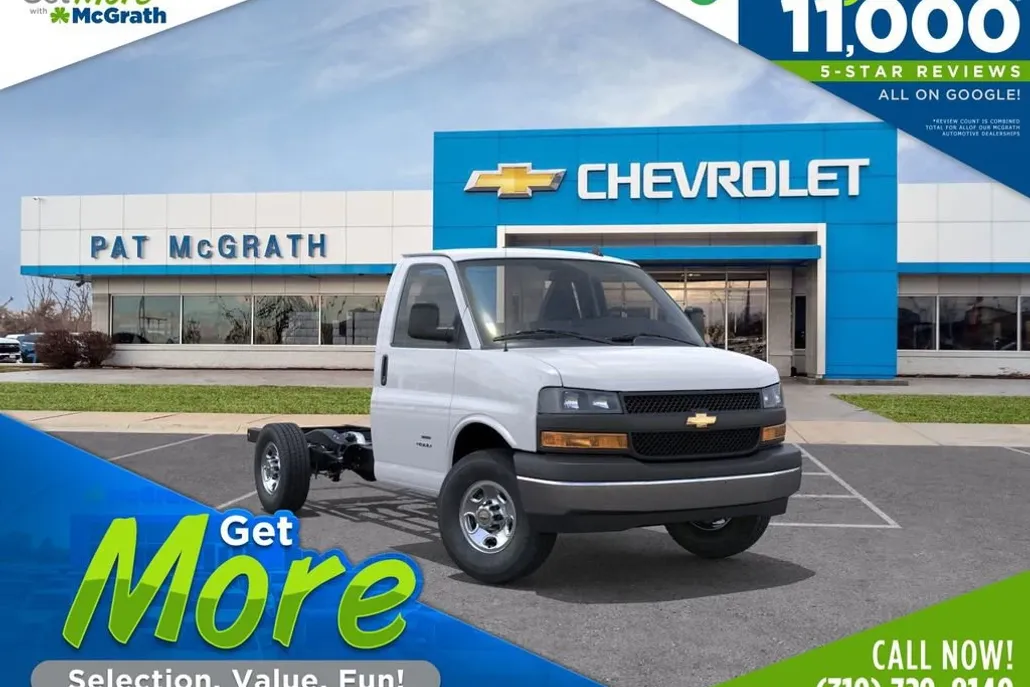 2025 Chevrolet Express Cutaway 3500 photo 1