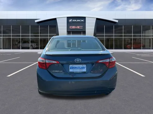 2015 Toyota Corolla L photo 4