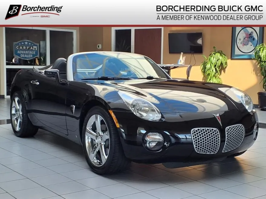 2006 Pontiac Solstice Base Convertible photo 1