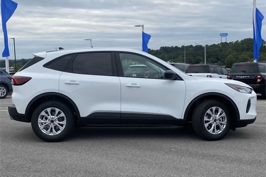 2025 Ford Escape Active photo 1