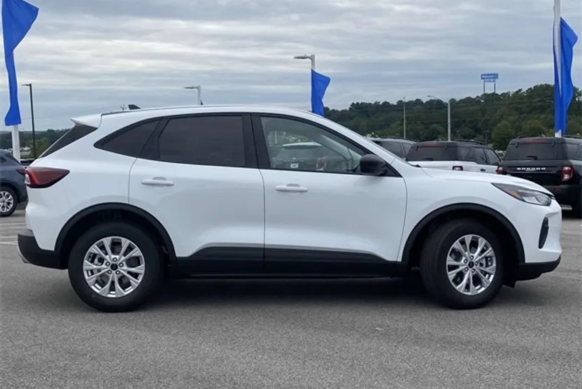 2025 Ford Escape Active photo 1