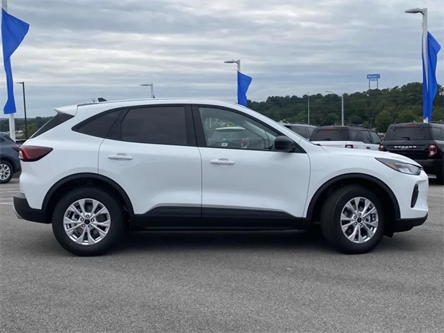 2025 Ford Escape Active photo 1