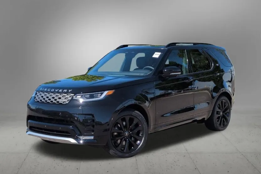 2026 Land Rover Discovery photo 1