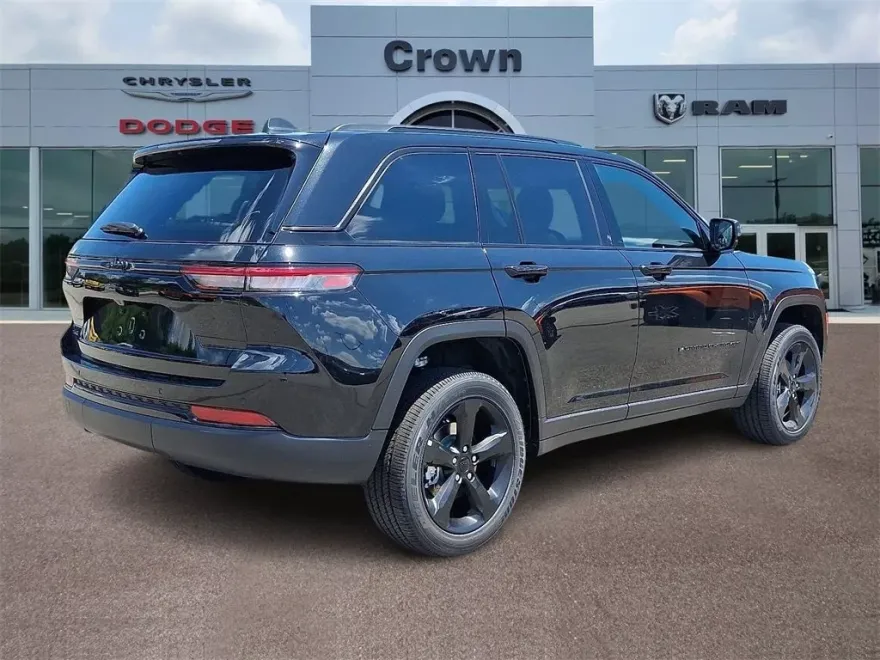 2025 Jeep Grand Cherokee Altitude X photo 1