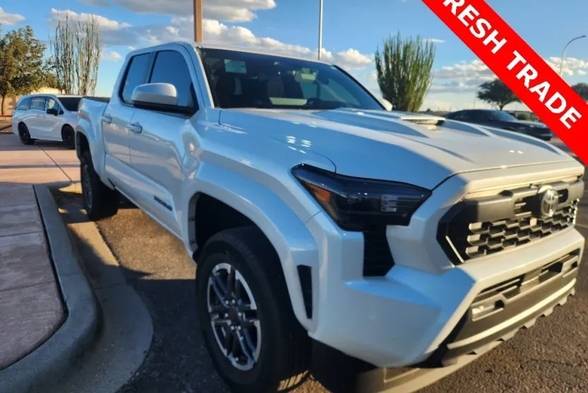 2024 Toyota Tacoma TRD Sport photo 1