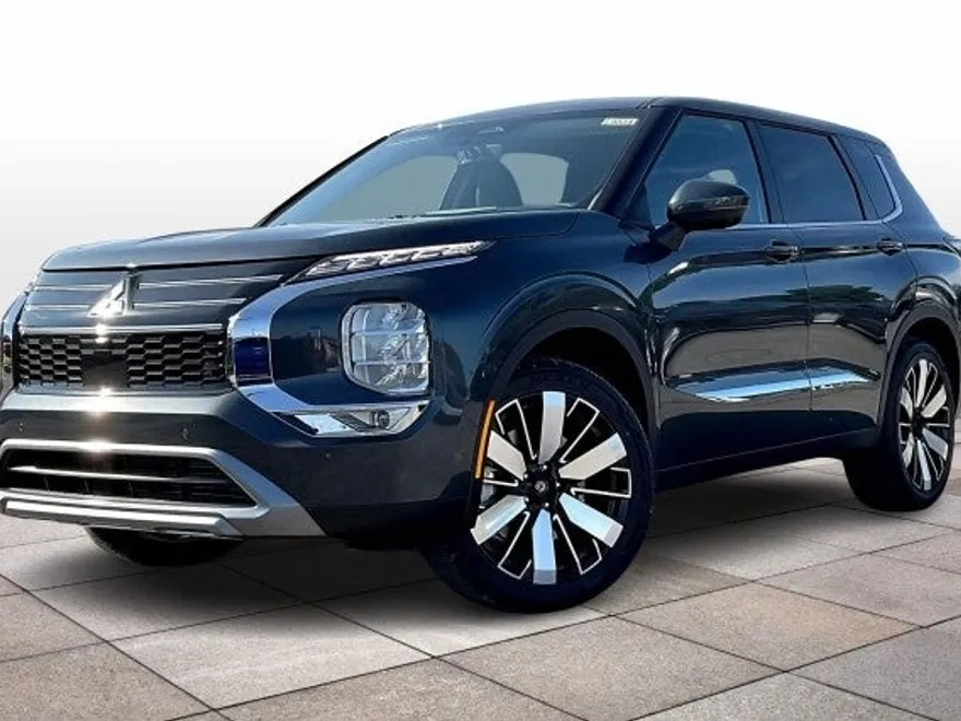2025 Mitsubishi Outlander SE S-AWC photo 1