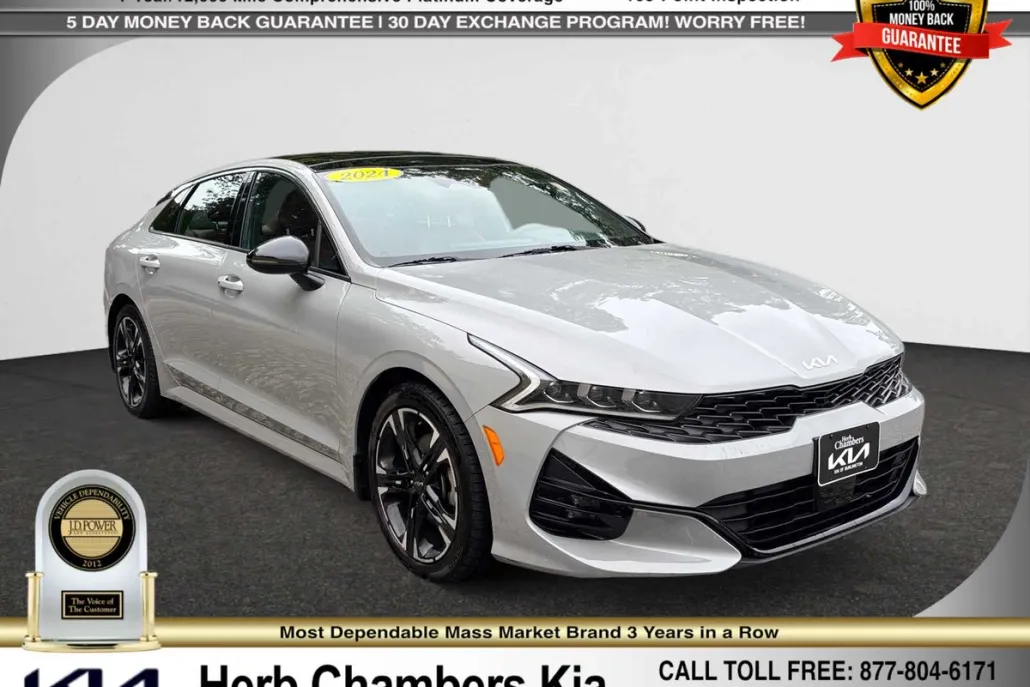 2024 Kia K5 GT-Line photo 1