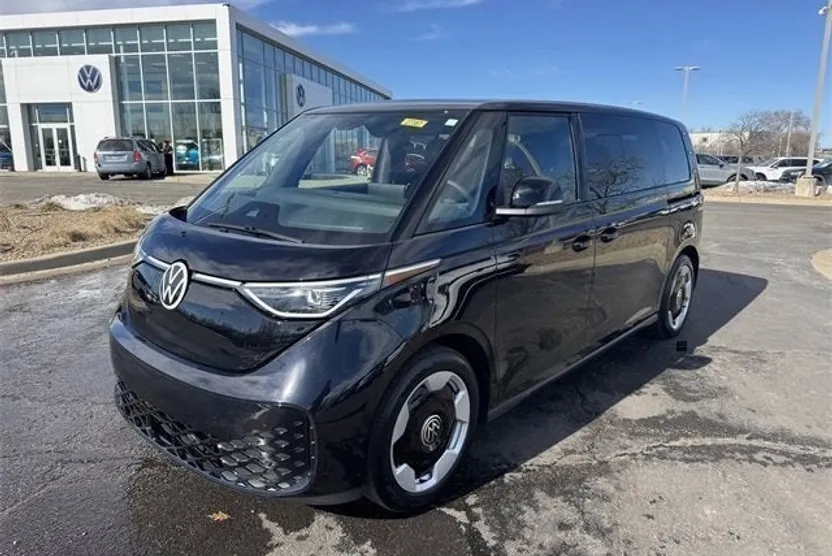 2025 Volkswagen ID. Buzz Pro S photo 1