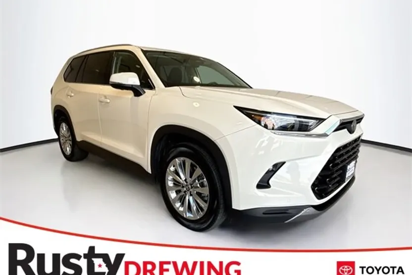 2024 Toyota Grand Highlander Platinum photo 1