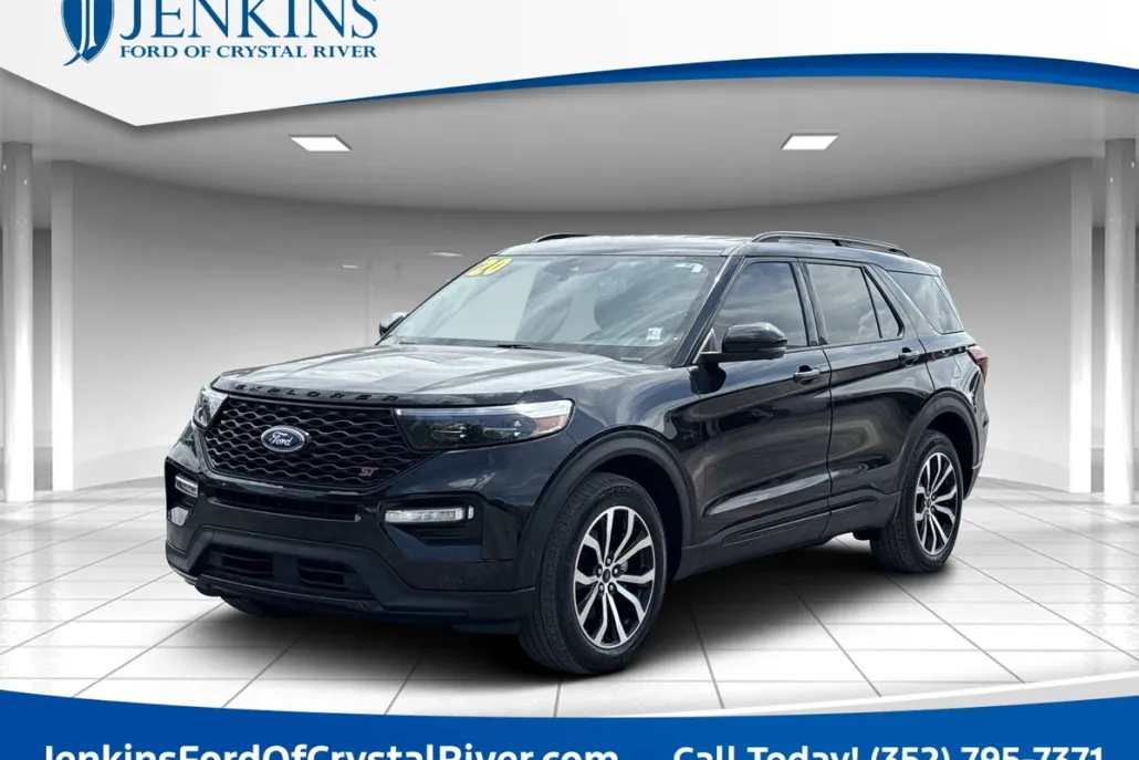 2020 Ford Explorer ST photo 1