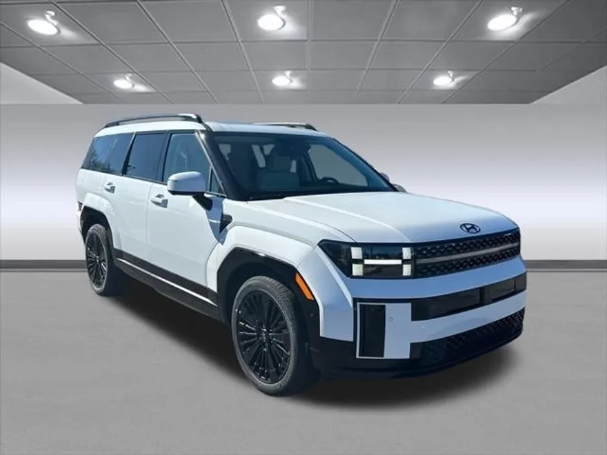 2025 Hyundai Santa Fe photo 1