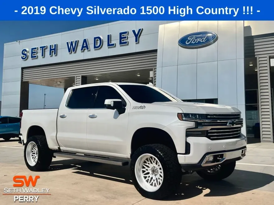 2019 Chevrolet Silverado 1500 High Country photo 1