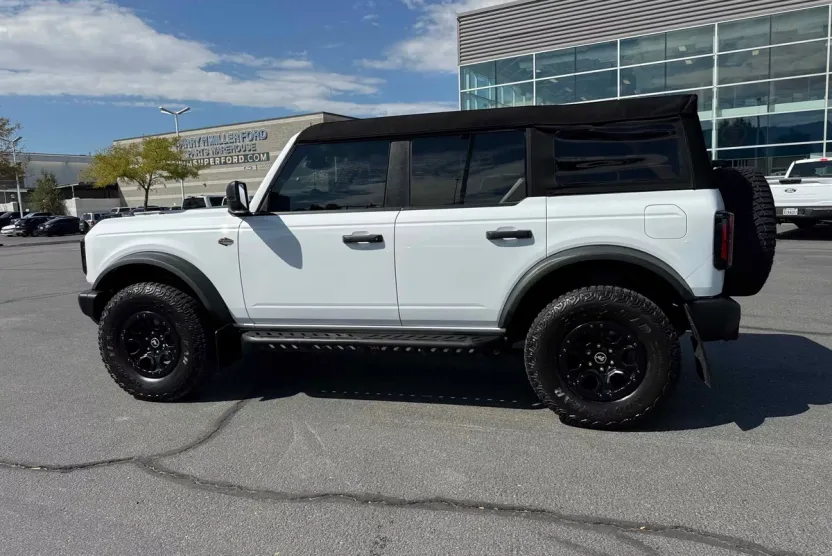 2023 Ford Bronco Wildtrak photo 1