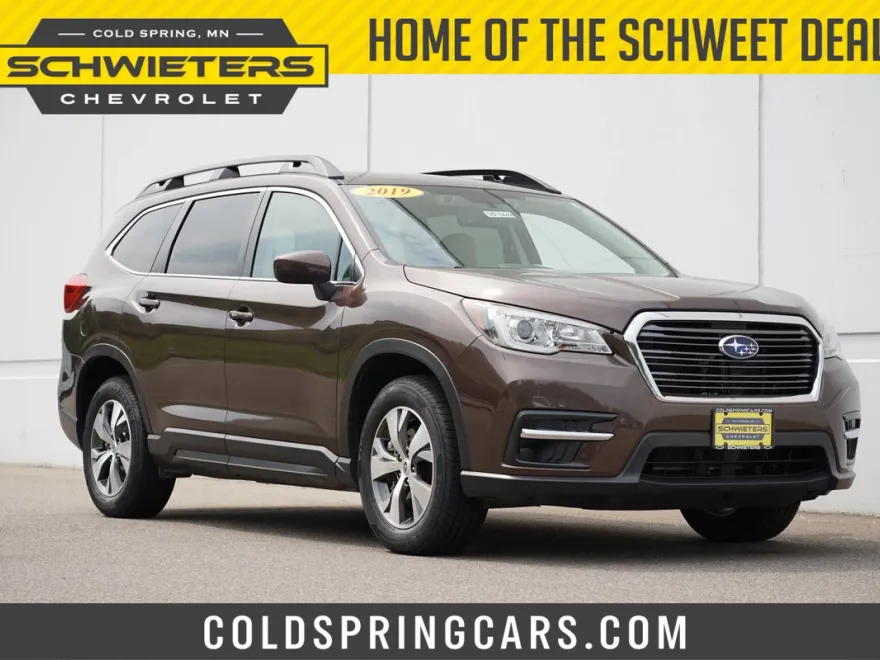 2019 Subaru Ascent Premium photo 1