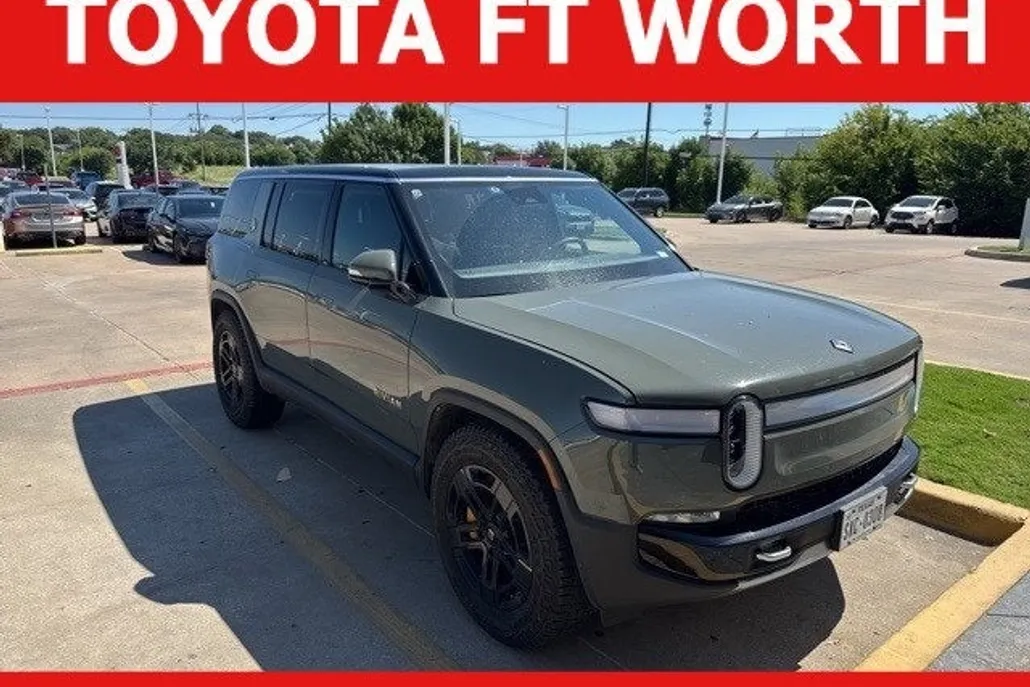 2023 Rivian R1S Launch Edition photo 1