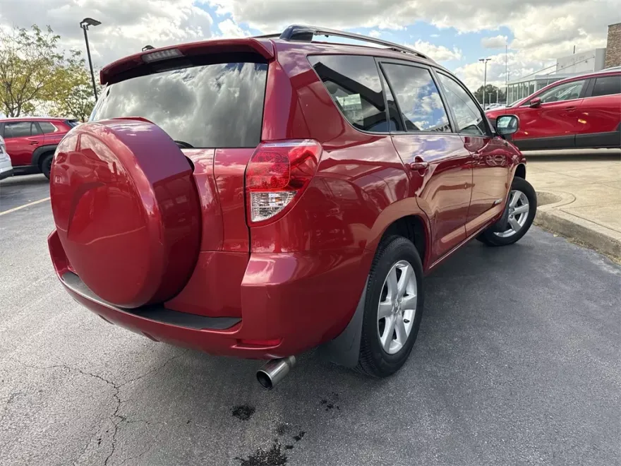 2006 Toyota RAV4 Limited photo 1