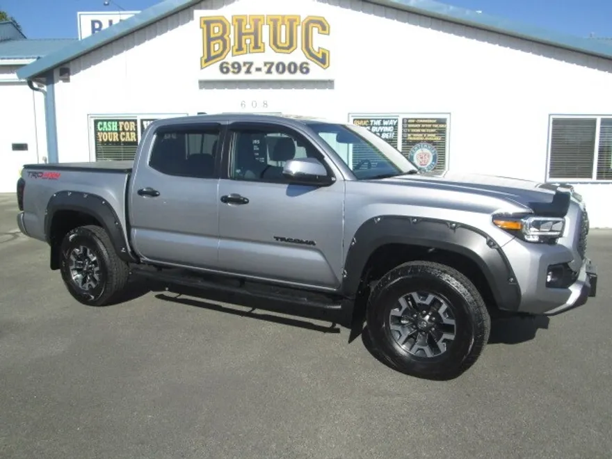 2021 Toyota Tacoma TRD photo 1