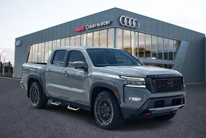 2024 Nissan Frontier PRO-X Crew Cab photo 1