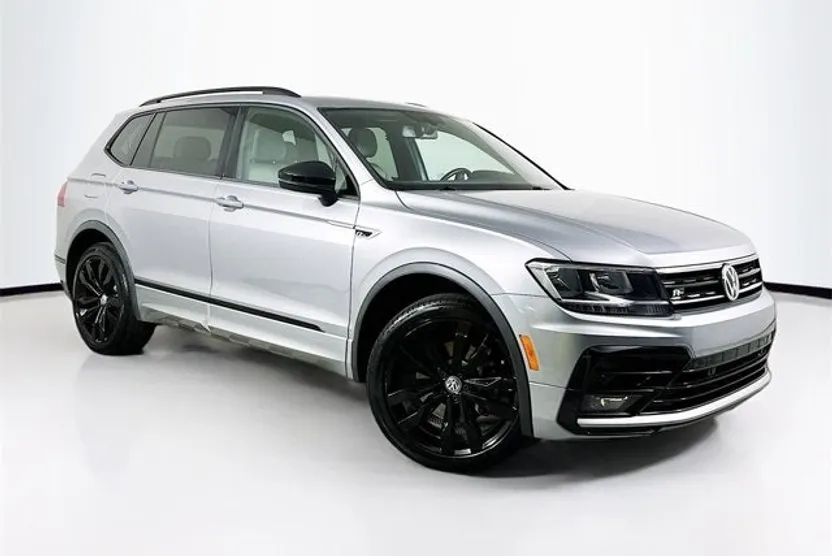 2020 Volkswagen Tiguan SE R-Line Black photo 1