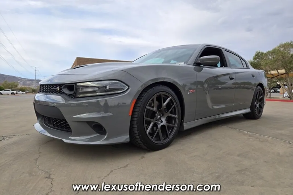 2019 Dodge Charger R/T Scat Pack photo 1