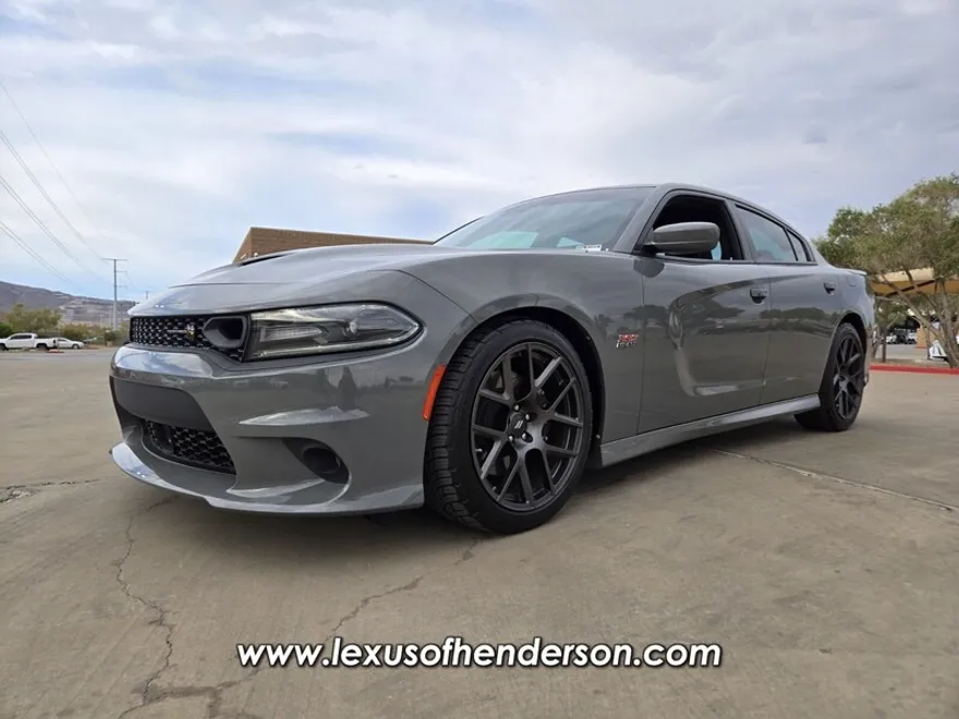 2019 Dodge Charger R/T Scat Pack photo 1