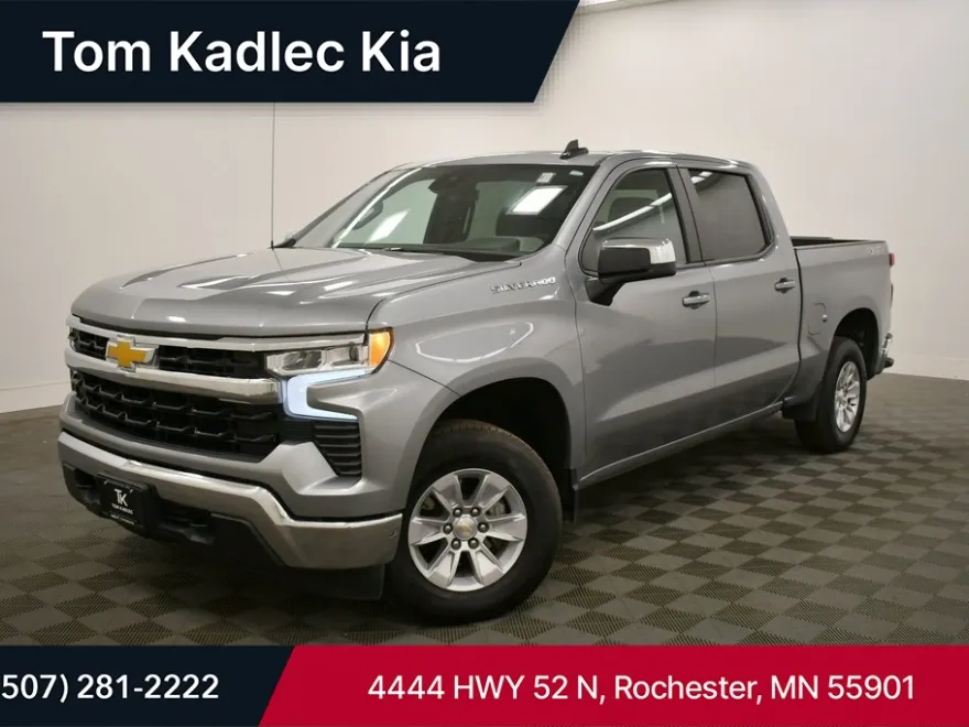 2025 Chevrolet Silverado 1500 LT photo 1