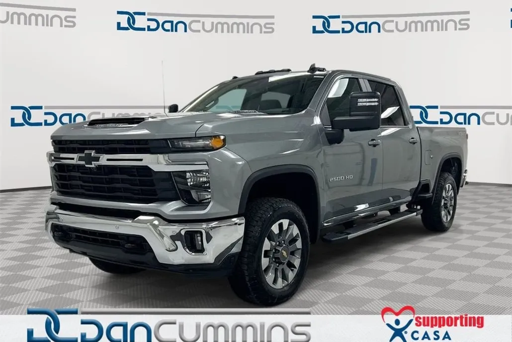 2025 Chevrolet Silverado 2500HD LT photo 1