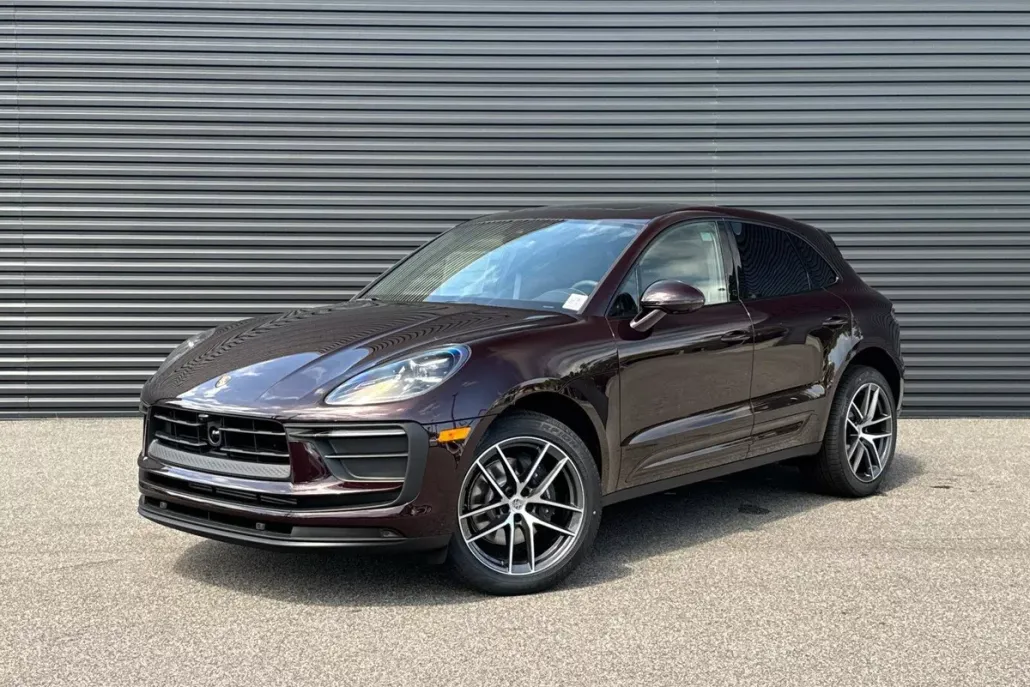 2025 Porsche Macan S photo 1