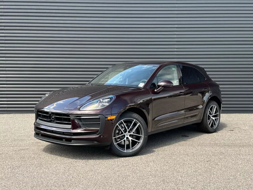 2025 Porsche Macan S photo 1