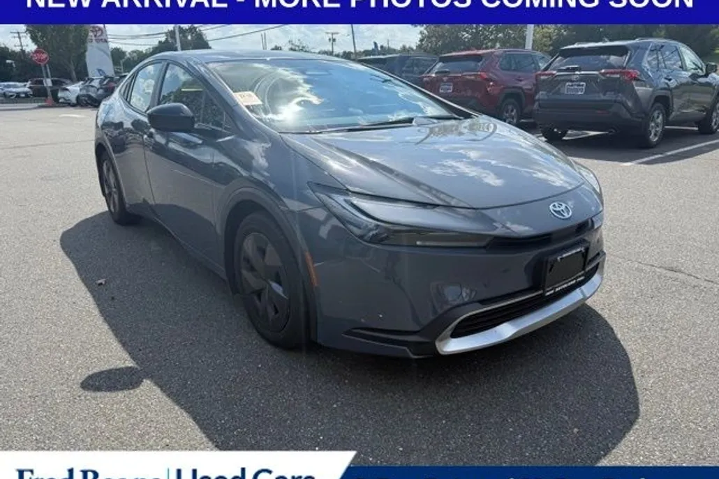2024 Toyota Prius Prime XSE Premium photo 1