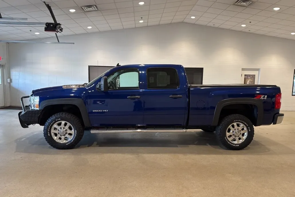 2013 Chevrolet Silverado 2500HD LT photo 1